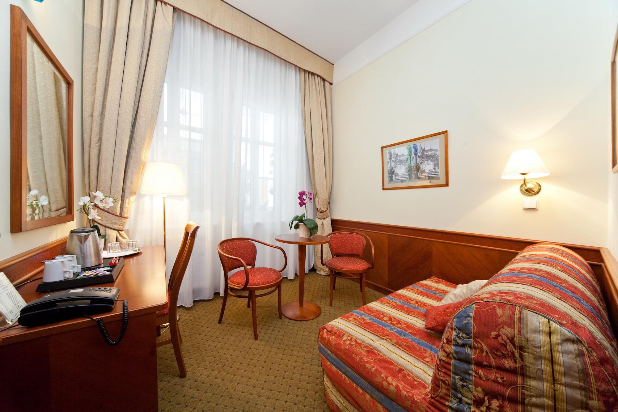Boutique Hotel 16 Praha Bagian luar foto