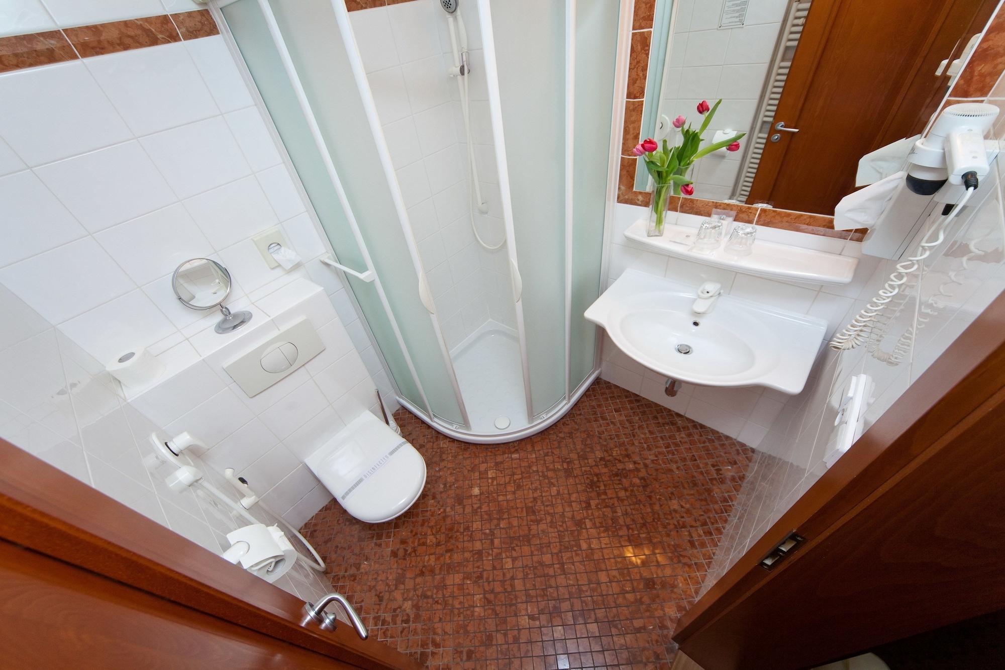 Boutique Hotel 16 Praha Bagian luar foto