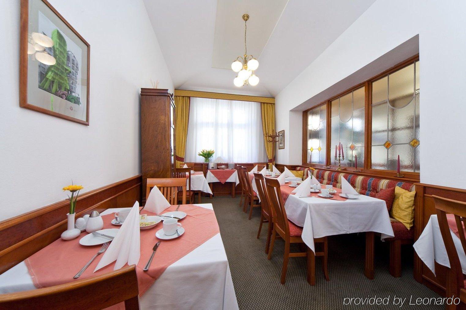 Boutique Hotel 16 Praha Bagian luar foto