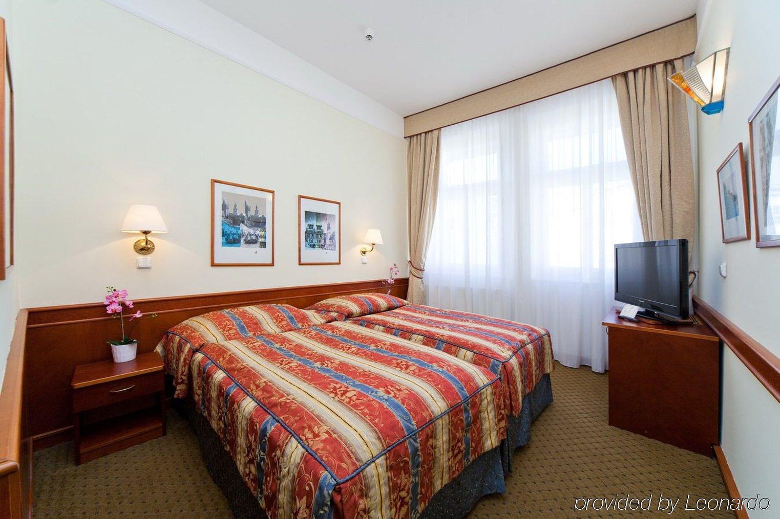 Boutique Hotel 16 Praha Bagian luar foto