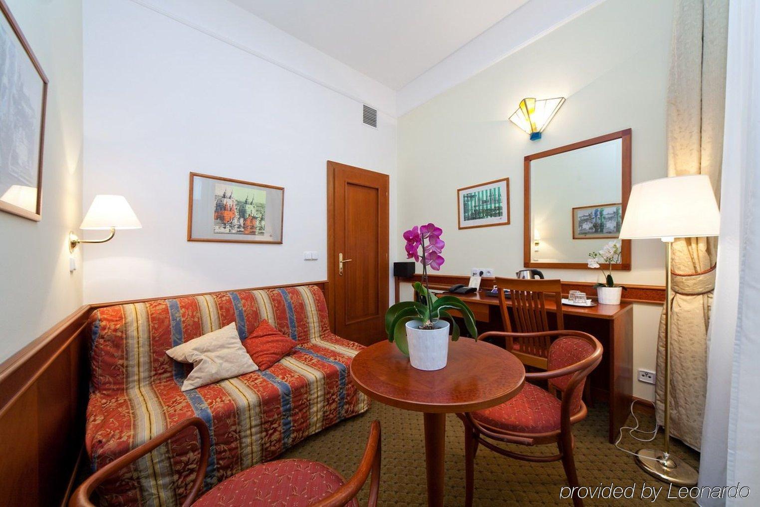 Boutique Hotel 16 Praha Bagian luar foto