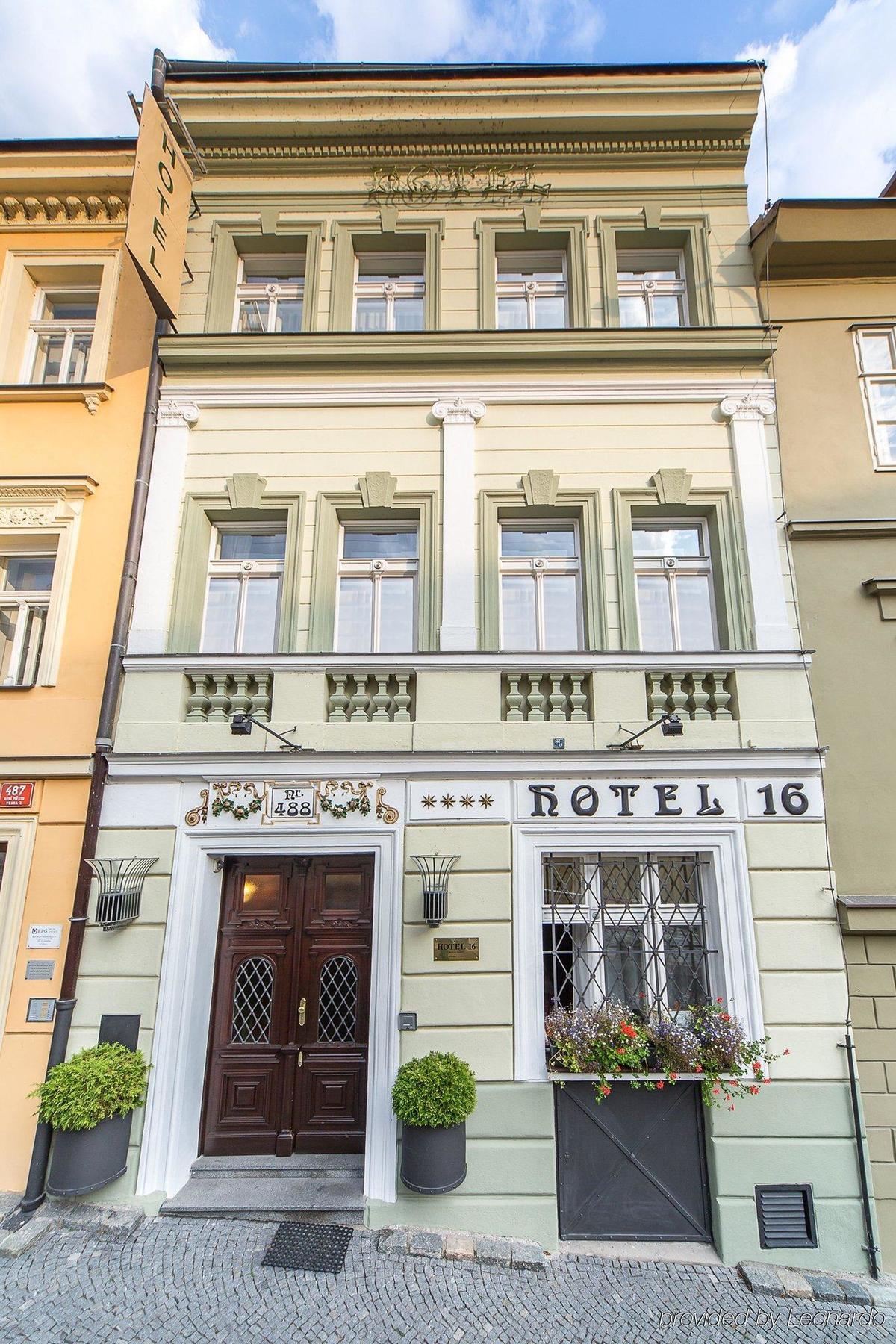 Boutique Hotel 16 Praha Bagian luar foto