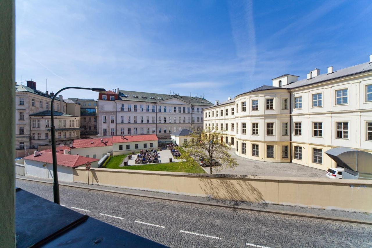 Boutique Hotel 16 Praha Bagian luar foto