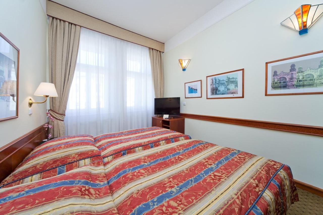 Boutique Hotel 16 Praha Bagian luar foto